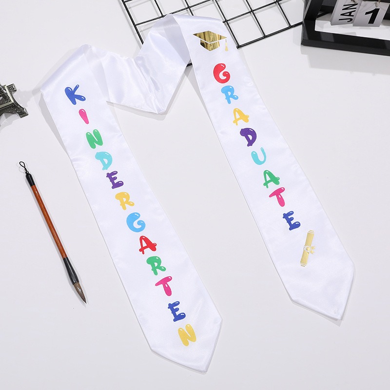 Kids Graduation Sash Preschool - Kids Outdoor Decor recensione e prezzo